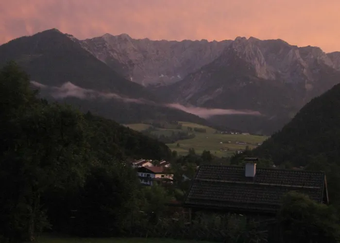 홈스테이 Haus Salvenmoser 왈츠시